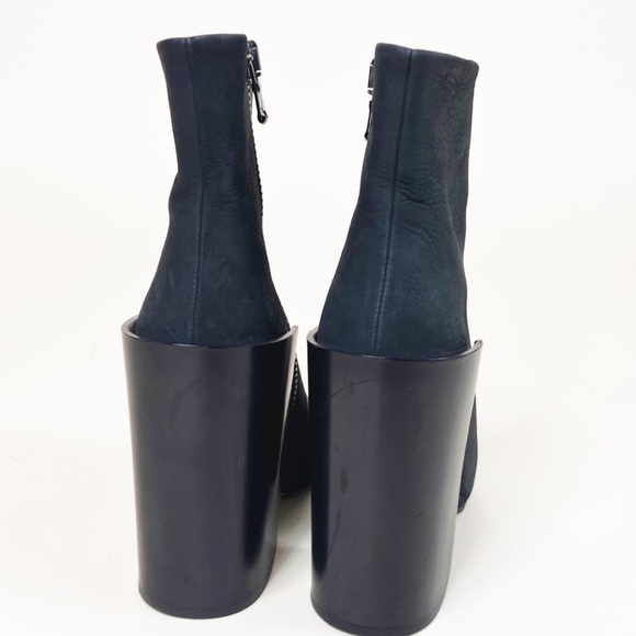 BLACK Short Block Heel ANKLE BOOT - Picture 8 of 10